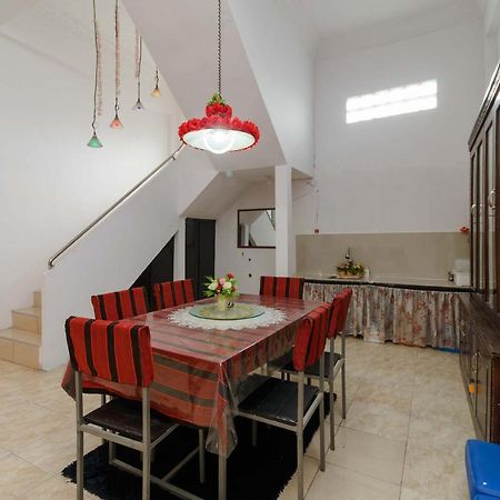RedDoorz Syariah near Museum Tsunami Aceh 2 Geutieue Bagian luar foto